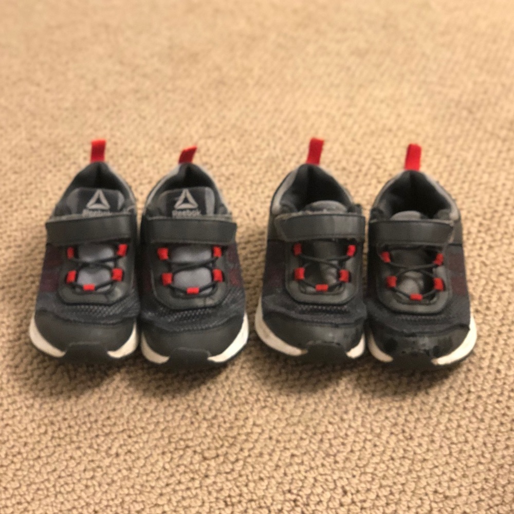 Runnings shoes / sneakers